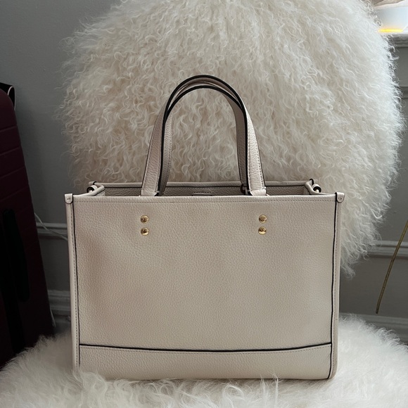 Coach Dempsey Carryall tote 30 NWOT - Picture 2 of 8